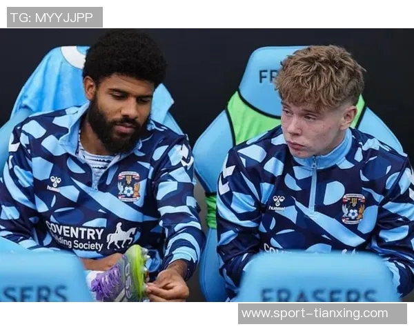 曼联密切关注考文垂16岁天才中场乔治谢泼德的潜力发展