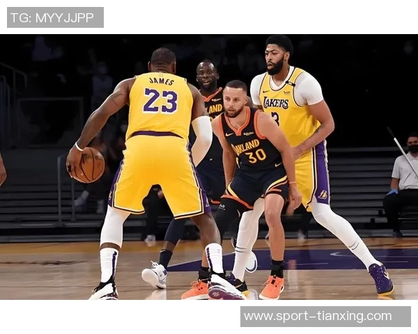 库里分享团队进攻秘诀强调保护球权以创造高质量投篮机会