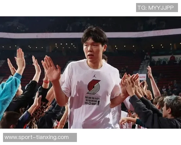 文班亚马参加投篮训练左小腿拉伤未佩戴护具靴引发关注