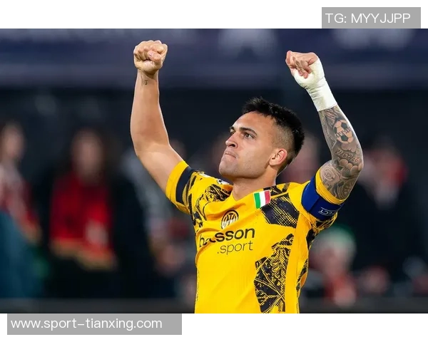 尤文图斯官方宣布签约曼城19岁前锋奥博沃多将加入二队征战