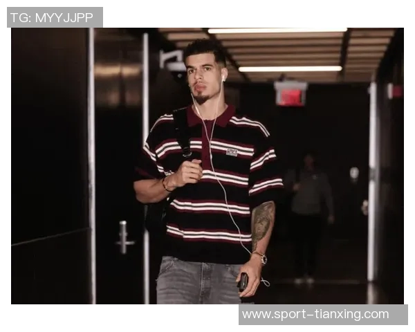 篮网进攻火力全开小波特与小火车联手展现杰明实力