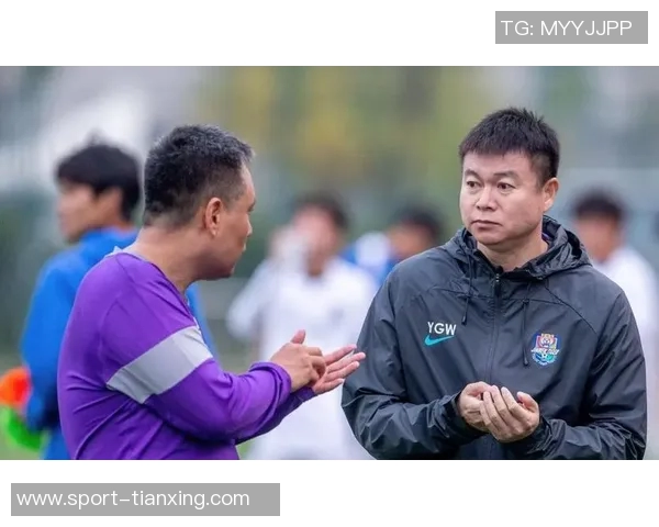 彝族球员日火瓦体随津门虎试训引关注曾因飞踹裁判遭争议 彝族球员日火瓦体随津门虎试训引关注曾因飞踹裁判遭争议